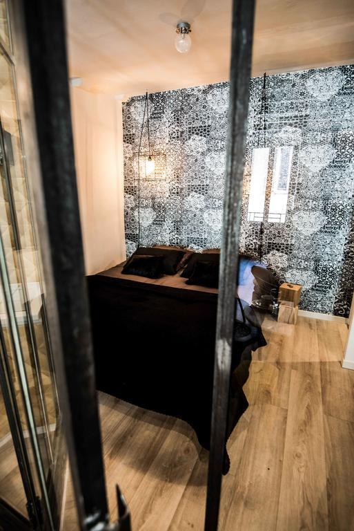 "Un Lieu Unique" Le Gold Et Le Cocon Annecy Exterior foto
